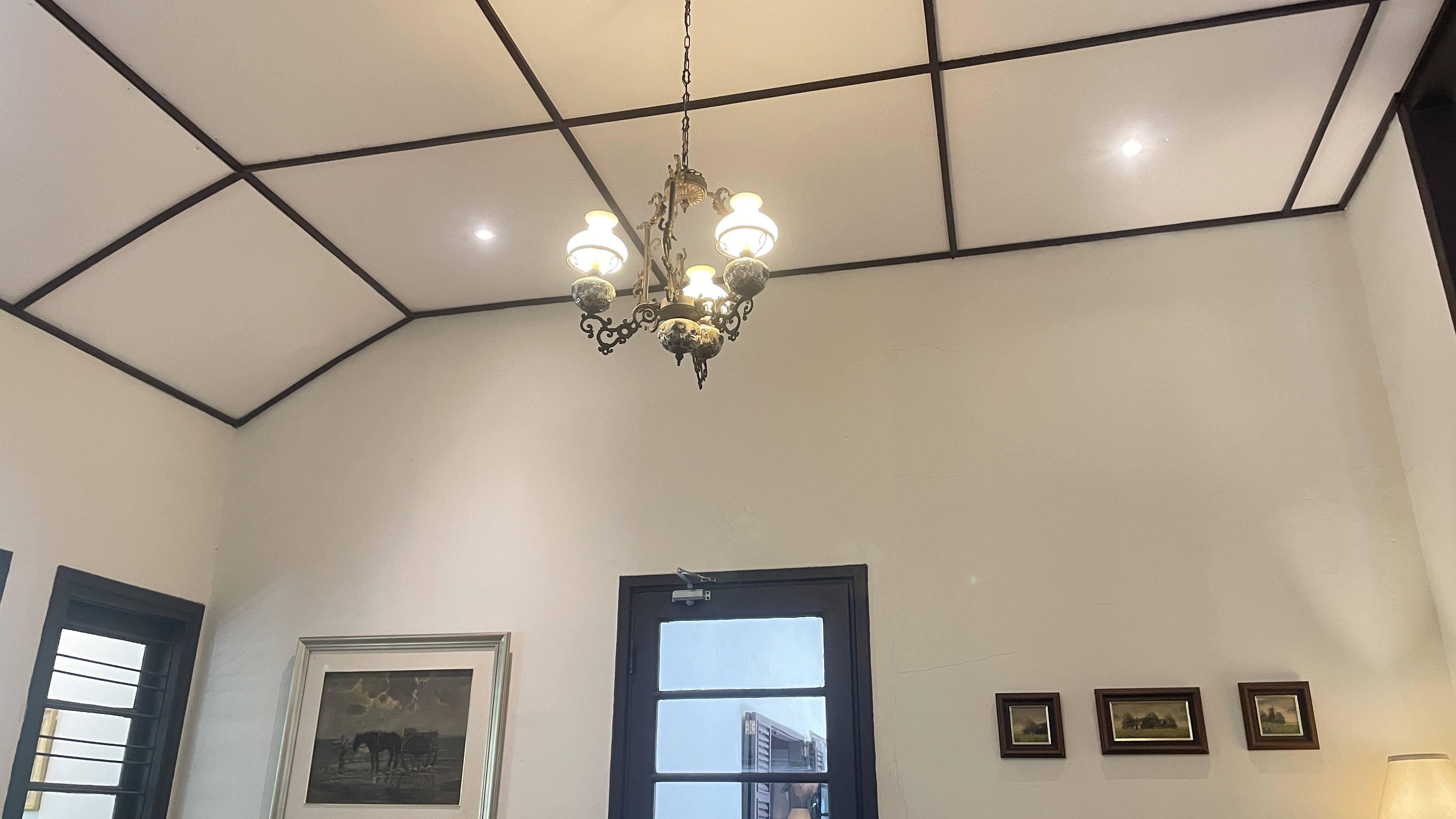 Dreezel Coffee Arjuna