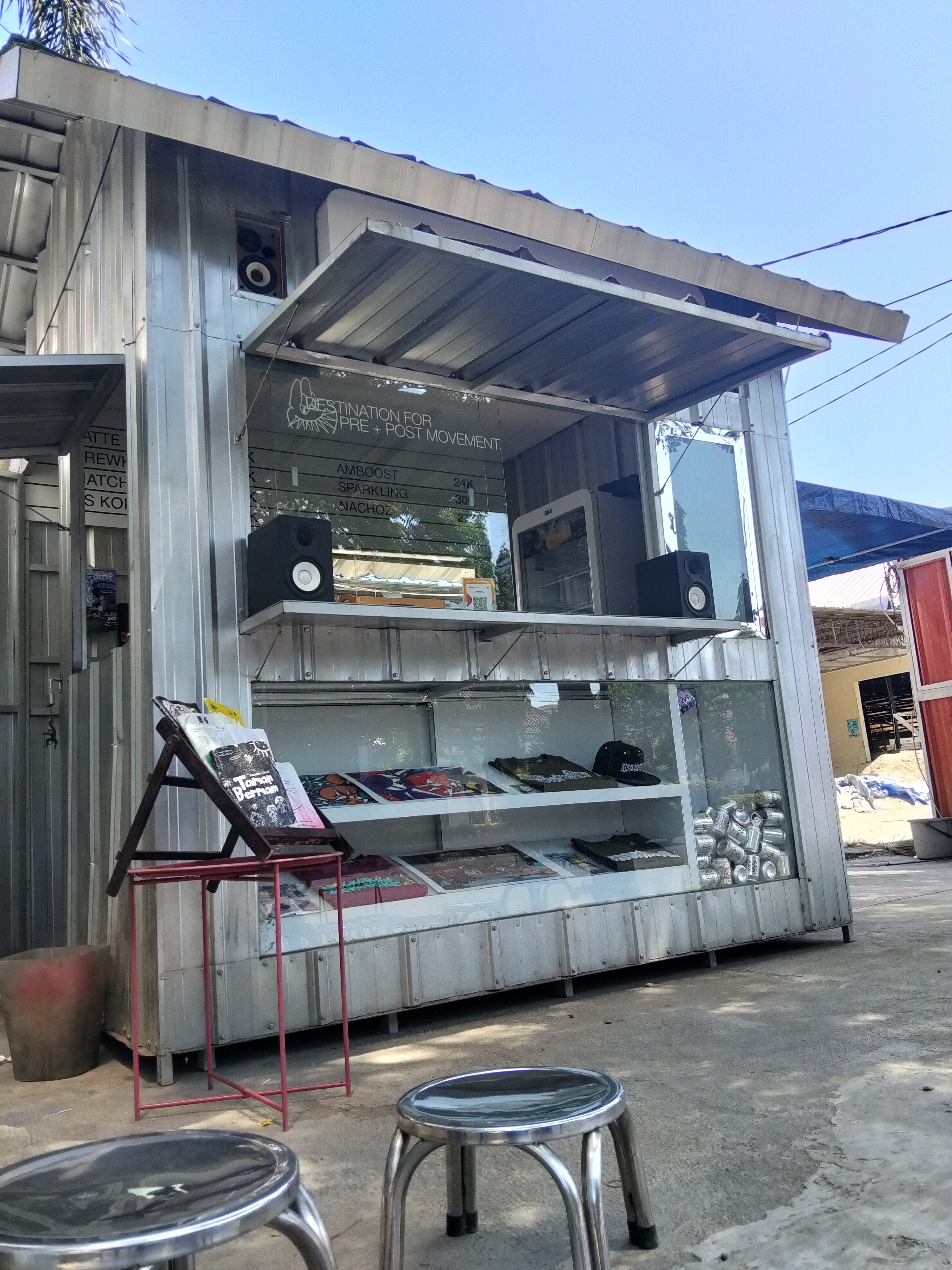 stret shop photography